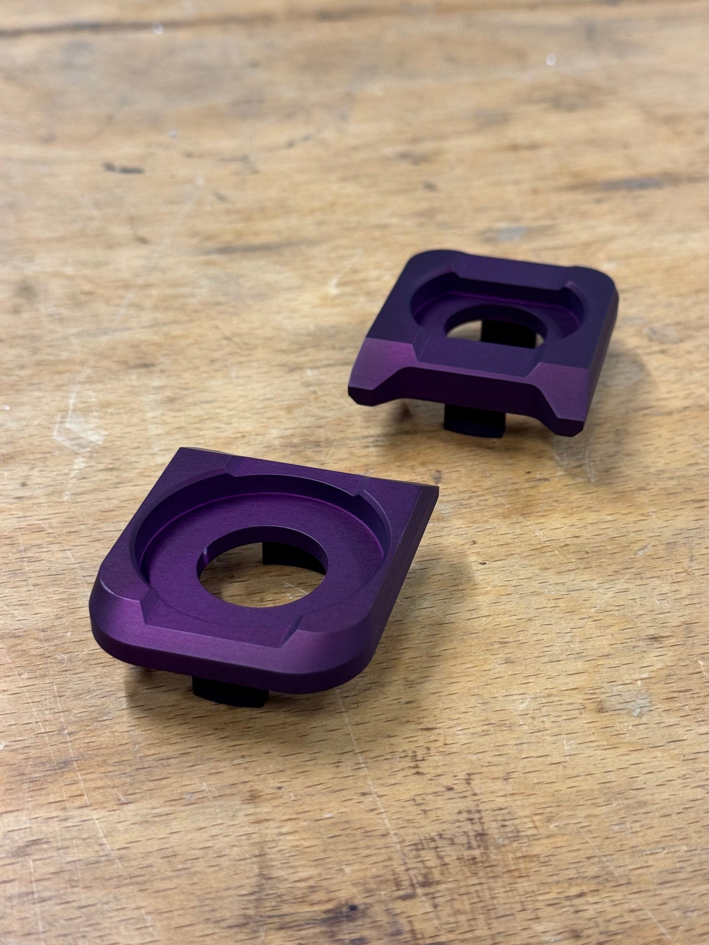 Tensioner Spindle Cap for Triumph 660